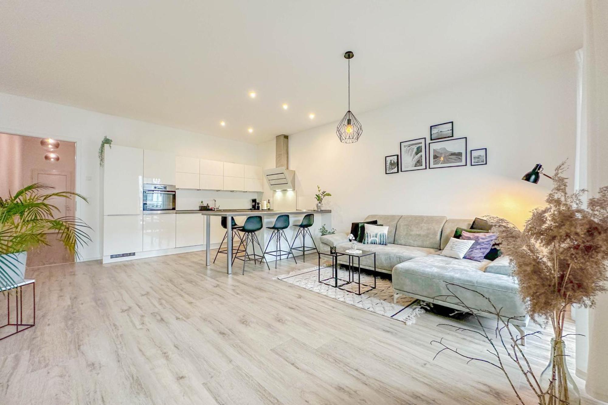 Modernes Trierer Cityloft Mit Grossem Balkon Dış mekan fotoğraf